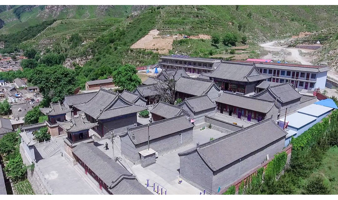 嵌岩寺