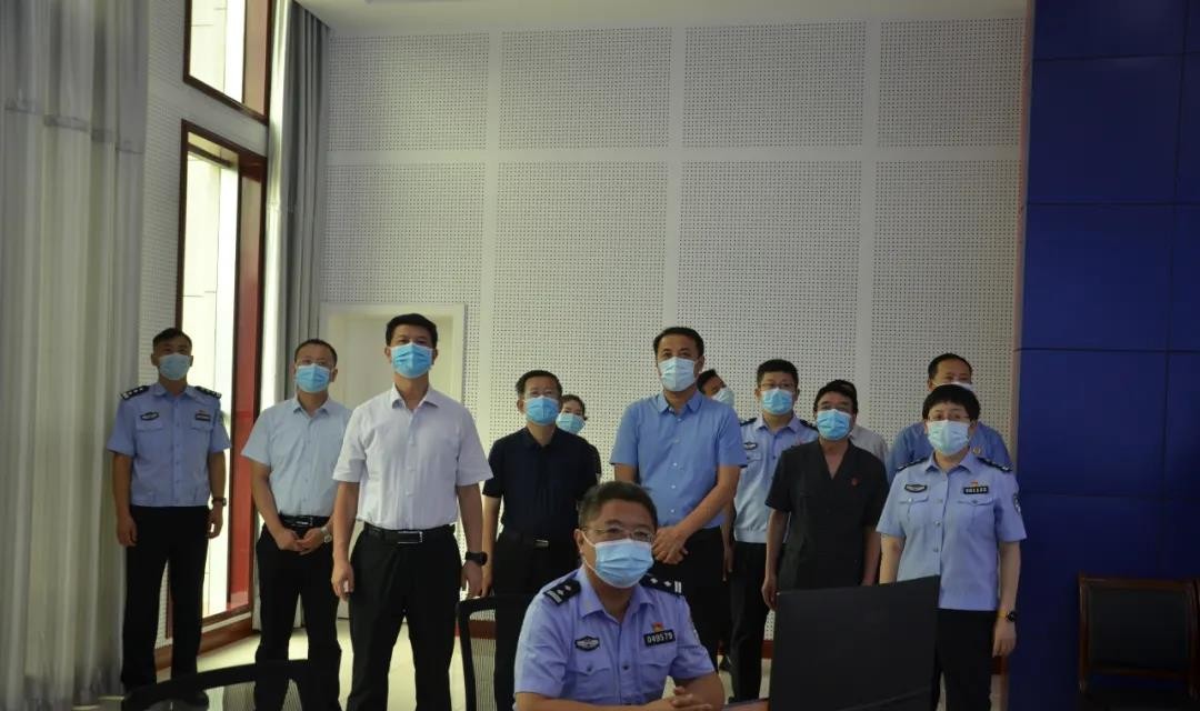 临汾市委副书记、市委政法委书记、洪洞县委书记黄巍在吉县公安局调研指导工作