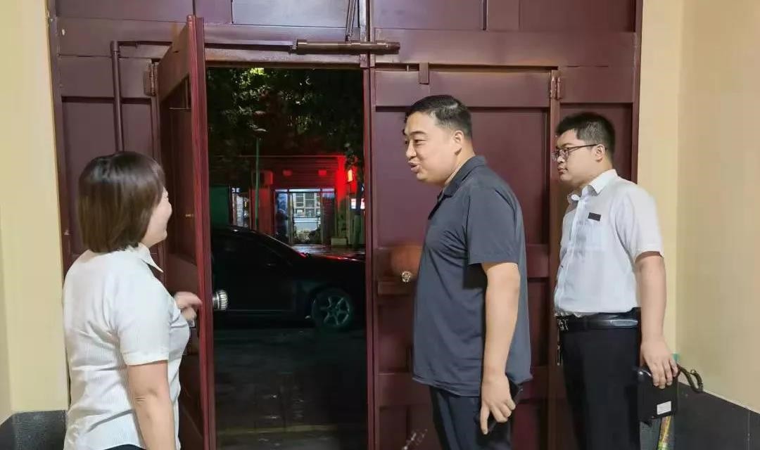 浮山农商银行：加强防汛排查 筑牢安全防线