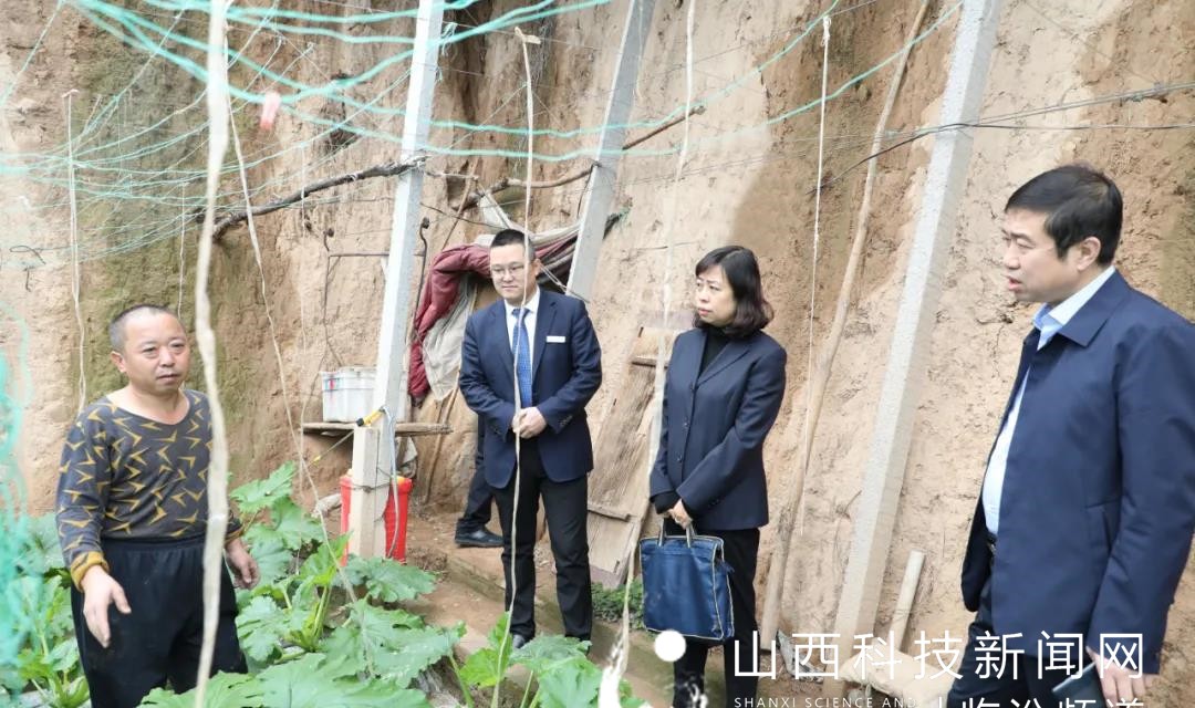 省联社临汾审计中心工会主席刘亮一行深入浮山农商银行督导调研