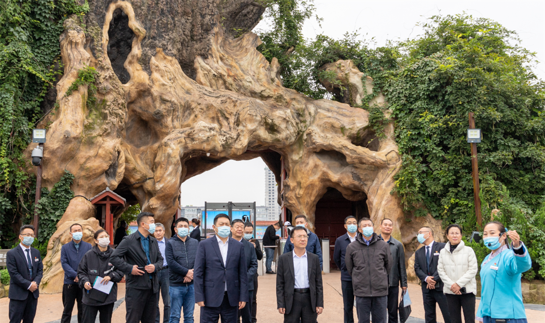 文旅部科技教育司莅临洪洞大槐树景区考察旅游科技工作