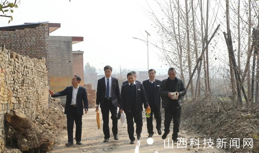 襄汾农商银行驻村帮扶工作队，用实干铺就兴农路
