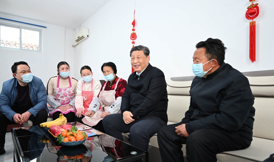 习近平春节前夕赴山西看望慰问基层干部群众