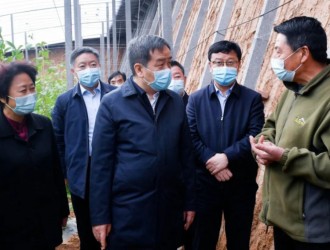 陈耳东在屯留区调研督导时强调 以优势产业引领现代农业发展 以精准措施全力抓好疫情防控