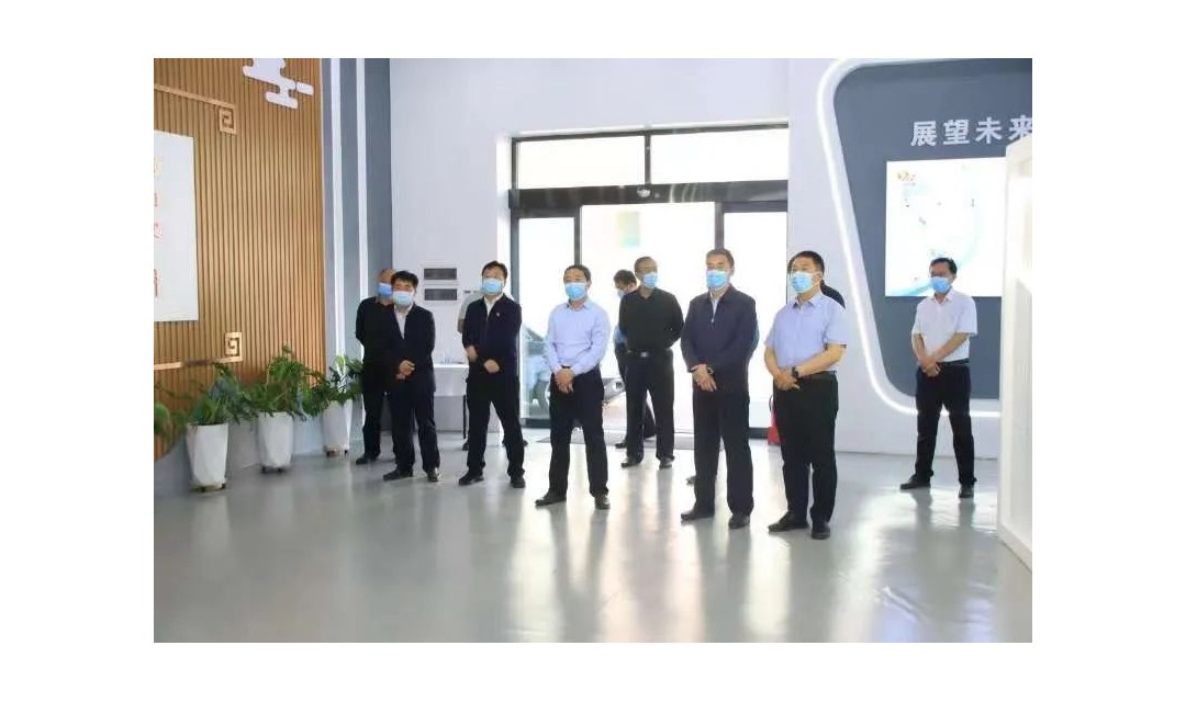 临汾市农业农村局局长李睿煜深入侯马开展入企服务
