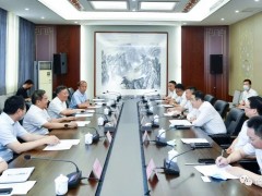 长治市政府与中铁二十二局举行工作会谈 陈耳东出席