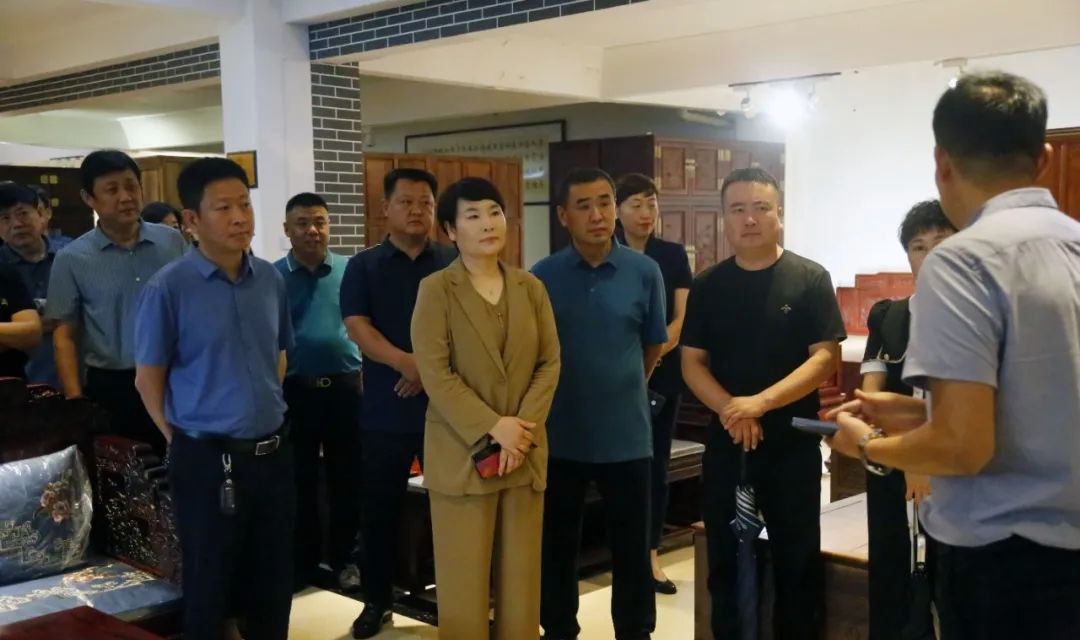 尧都区工商联召开第二次主席（扩大）会议暨&ldquo;万企兴万村&rdquo;尧都行动工作推进会