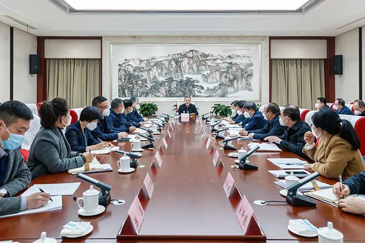 《政府工作报告》征求意见座谈会召开 薛明耀出席并讲话