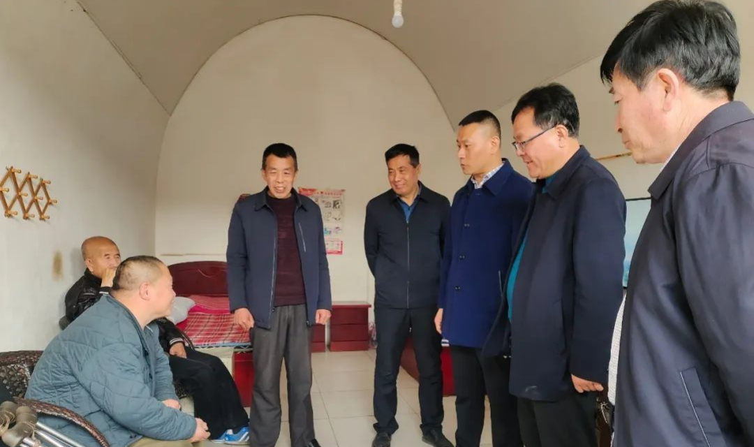 汾西政府副县长王三宝在僧念镇调研