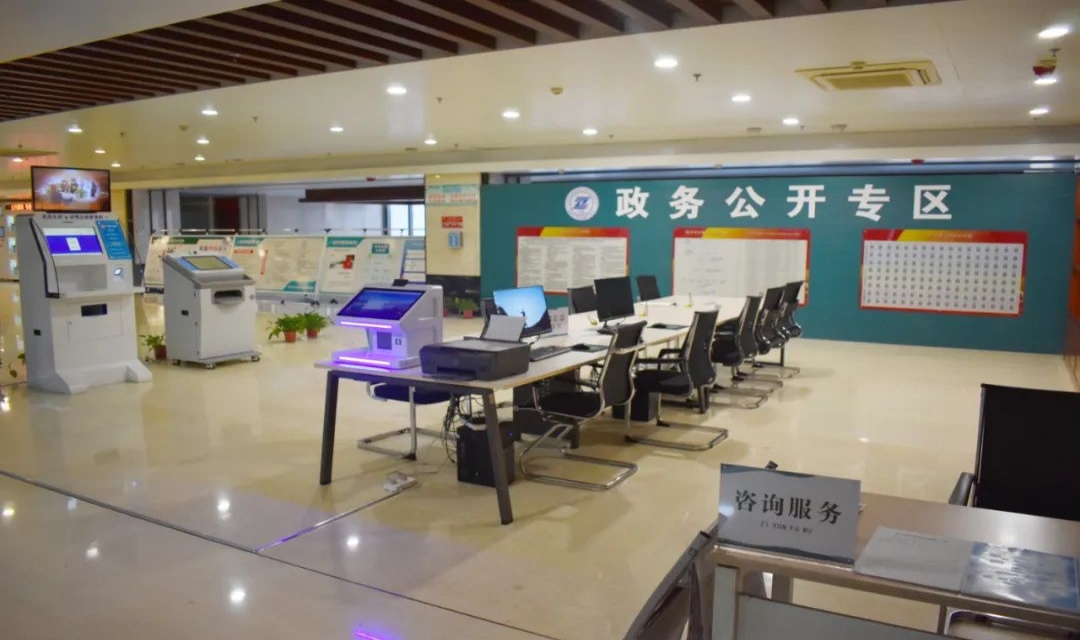 山西省政府政务公开考核组在市行政审批局开展现场考核