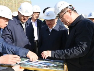 尧都区委书记崔绍民在尧都高新区调研重点项目建设及复工复产工作