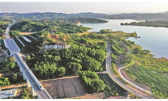 守住&ldquo;绿水青山&rdquo; 方得&ldquo;金山银山&rdquo;  榆社云竹湖景区成为我市文化生态旅游新标杆