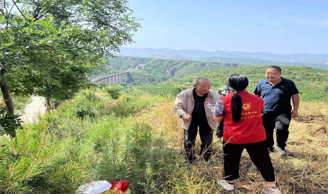 翼城县隆化镇&ldquo;三夏&rdquo;抢收忙 志愿服务显担当