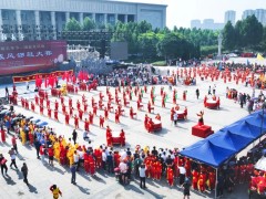 &ldquo;村晚&rdquo;舞台展才艺 传统文化绽风采