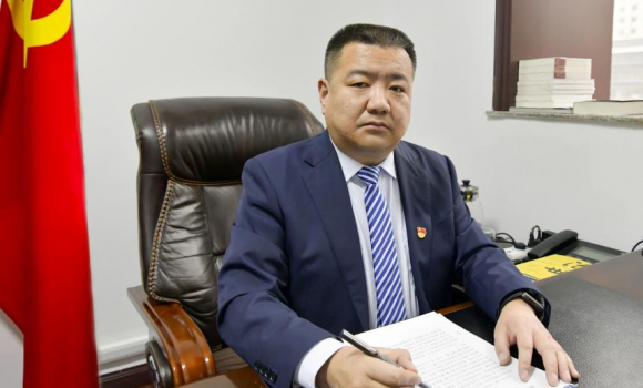 贯彻省、市政法工作会议精神，灵石县政法委书记谈打算！
