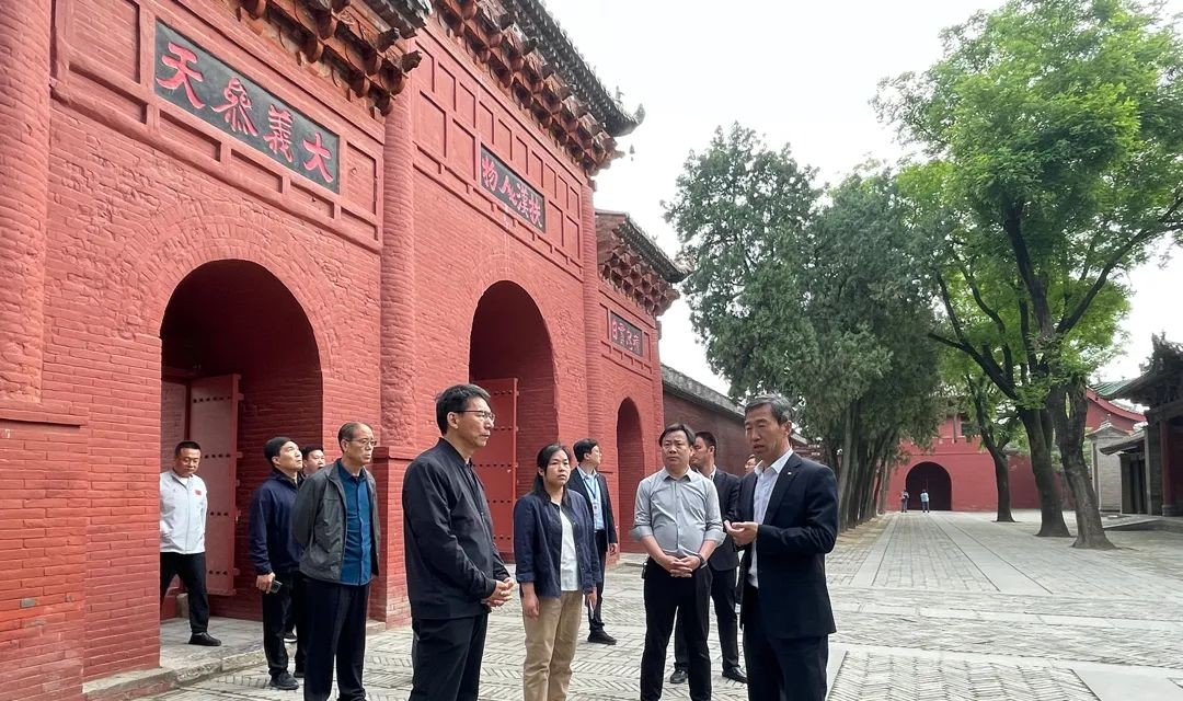 陈小光调研五一假期文旅市场运行情况