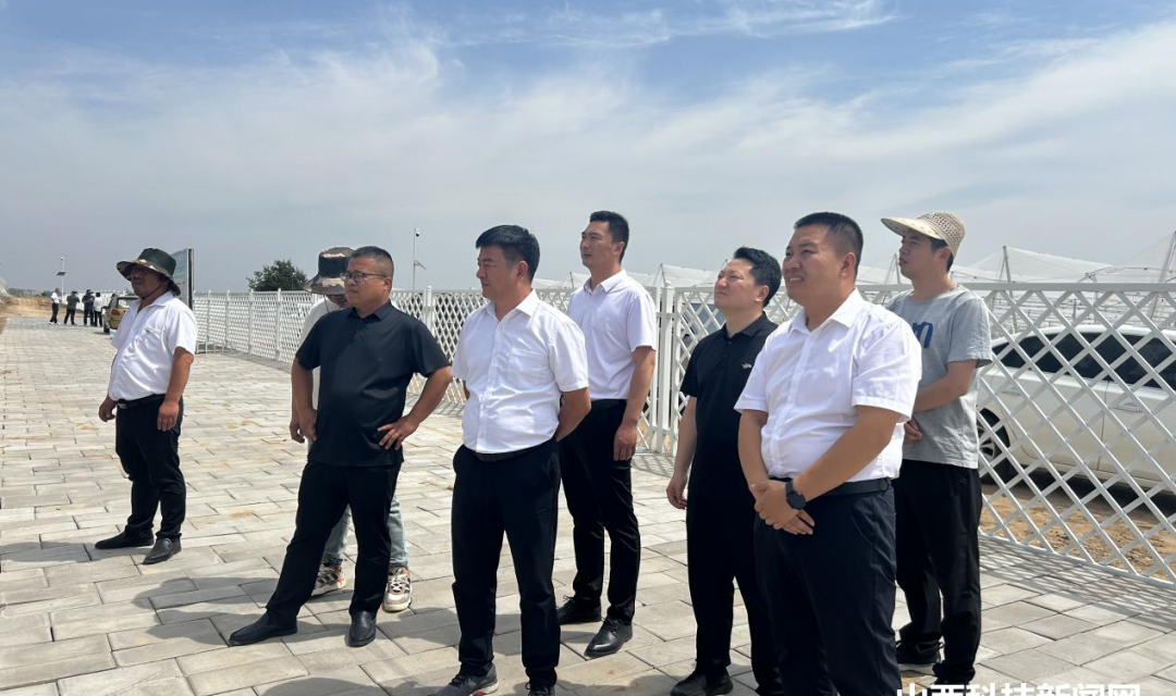临猗县耽子镇组织观摩郇阳千亩苹果示范基地