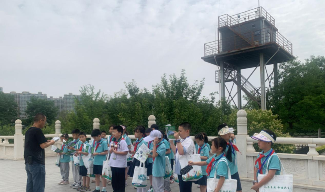 运城生态环境监测中心开展国家环境空气自动监测站公众开放活动