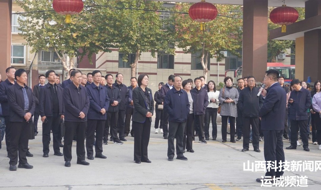 垣曲初中迎接吉县教育考察团学习观摩