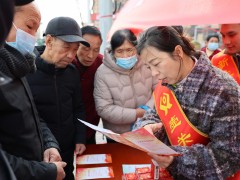 壶关农商银行开展反假货币宣传活动