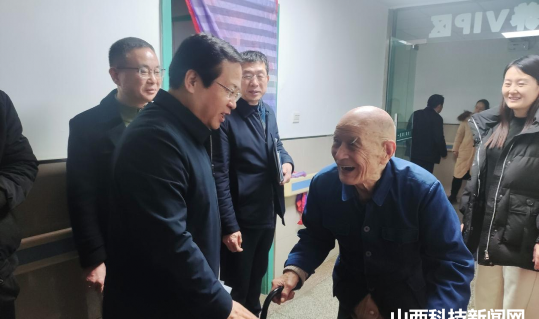 心系安全暮色行  一枝一叶总关情