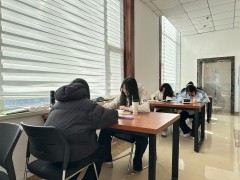 长子：书香伴年味   &ldquo;悦&rdquo;读过大年