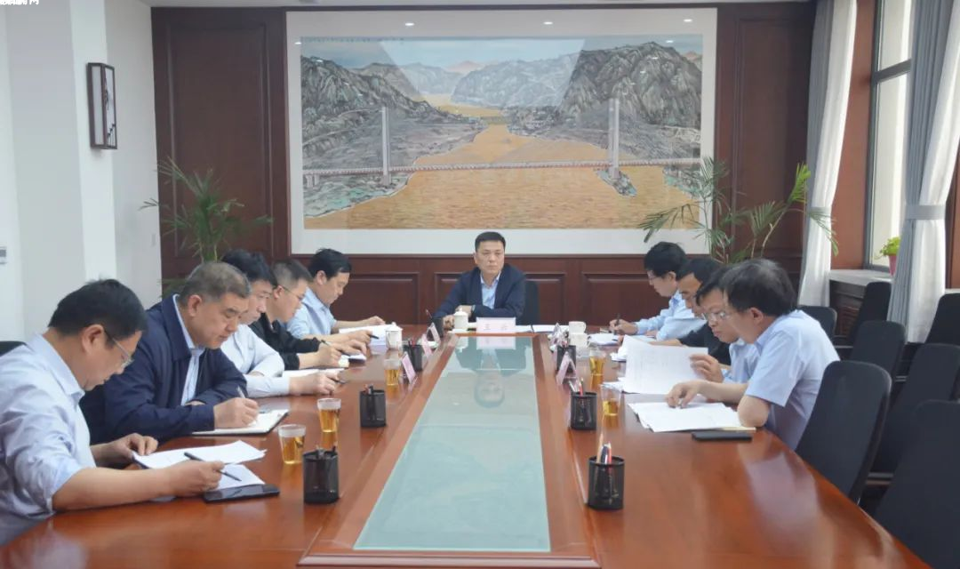 王云主持召开河津市政府专题会议