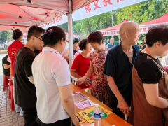 金融知识进社区 暖心服务零距离 &mdash;&mdash;壶关农商银行文明集市&ldquo;摆摊&rdquo;记