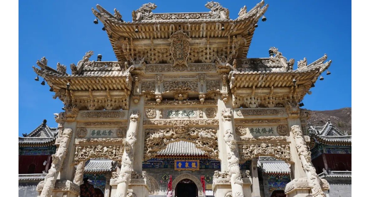 五台山秋日密语 | 踏月寻迹 恍入天宫&mdash;&mdash;龙泉寺，穿越千年的石雕艺术殿堂