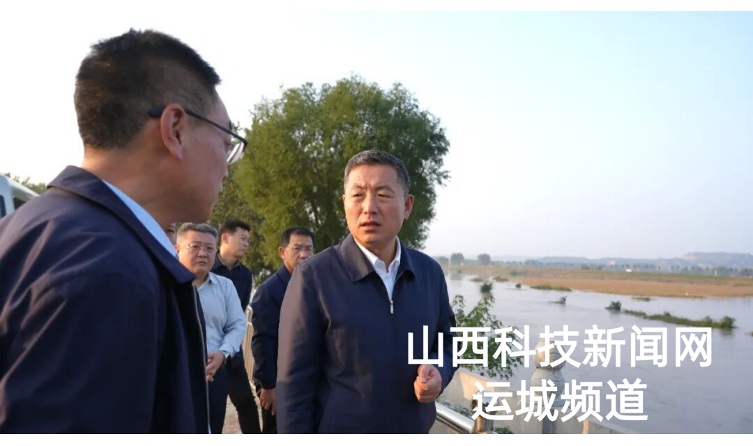 孟维君调研防汛和秋收工作
