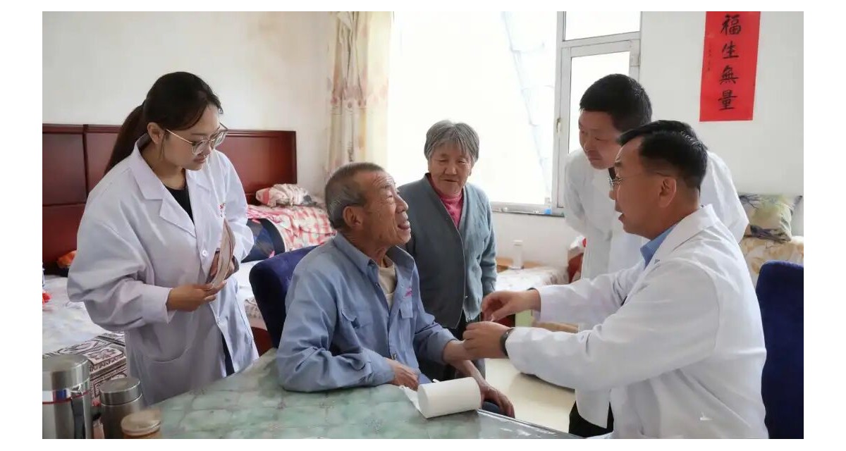 看见五台山 凡人凡事｜台怀镇中心卫生院公共卫生科团队：踏遍山间路 医者仁心践初心